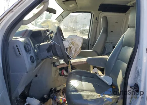 2012 Ford Econoline E150 Van z USA, uszkodzony, nr VIN 1FTNE1EW1CDA85342